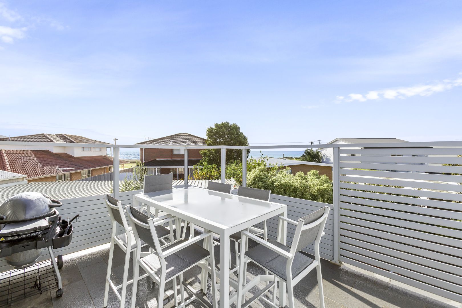2/13 Gregory Court, Indented Head VIC 3223, Image 2