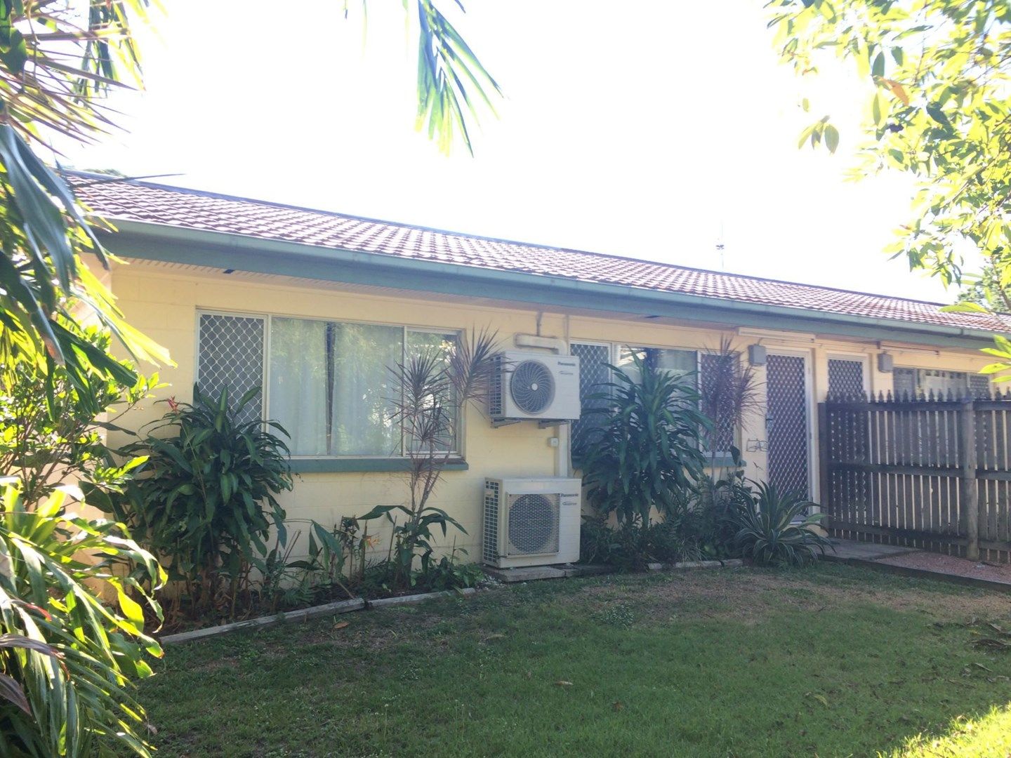 2 bedrooms Apartment / Unit / Flat in 4/86 Stagpole Street WEST END QLD, 4810