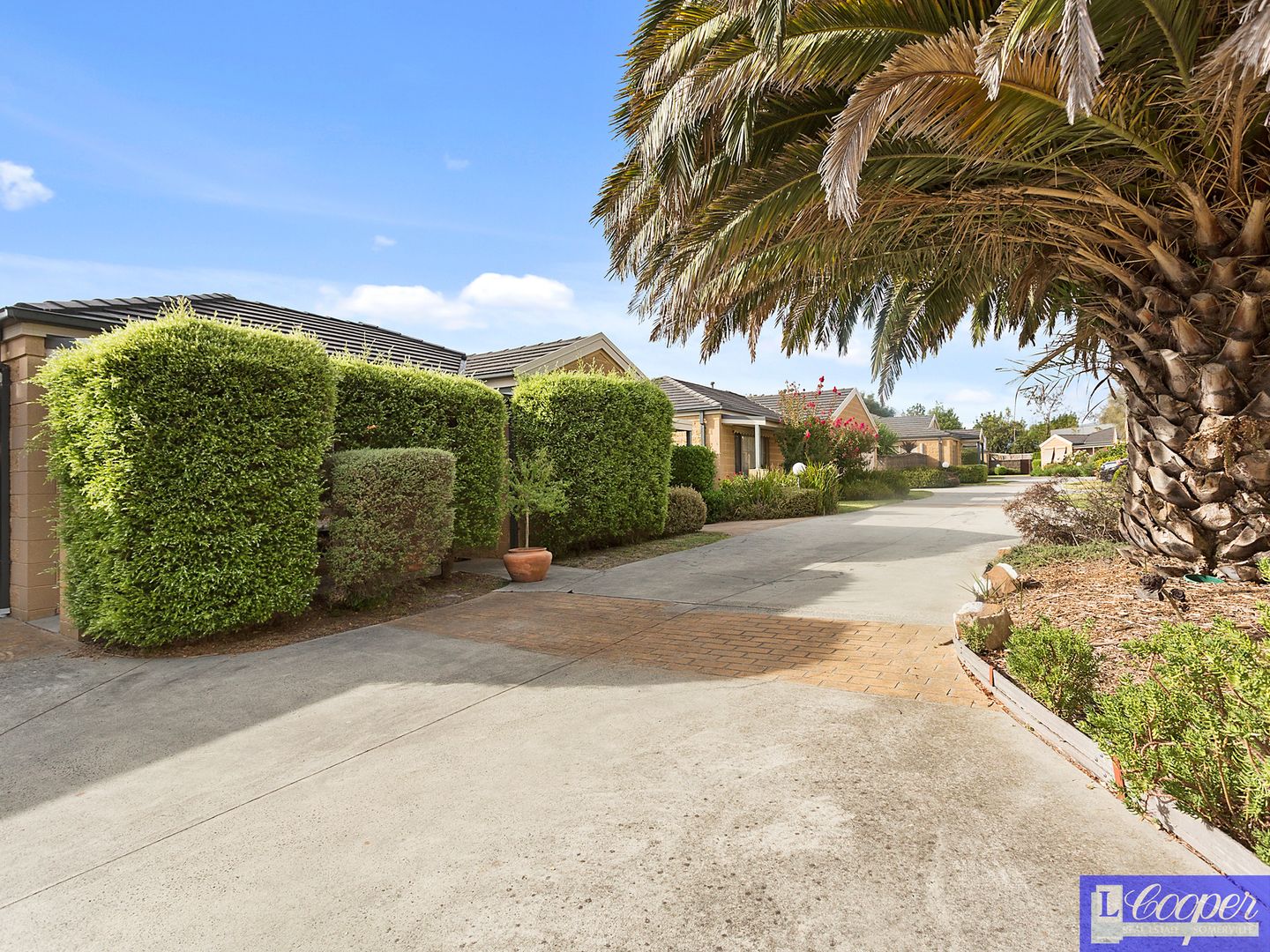 2/27 Eramosa Road East, Somerville VIC 3912, Image 1