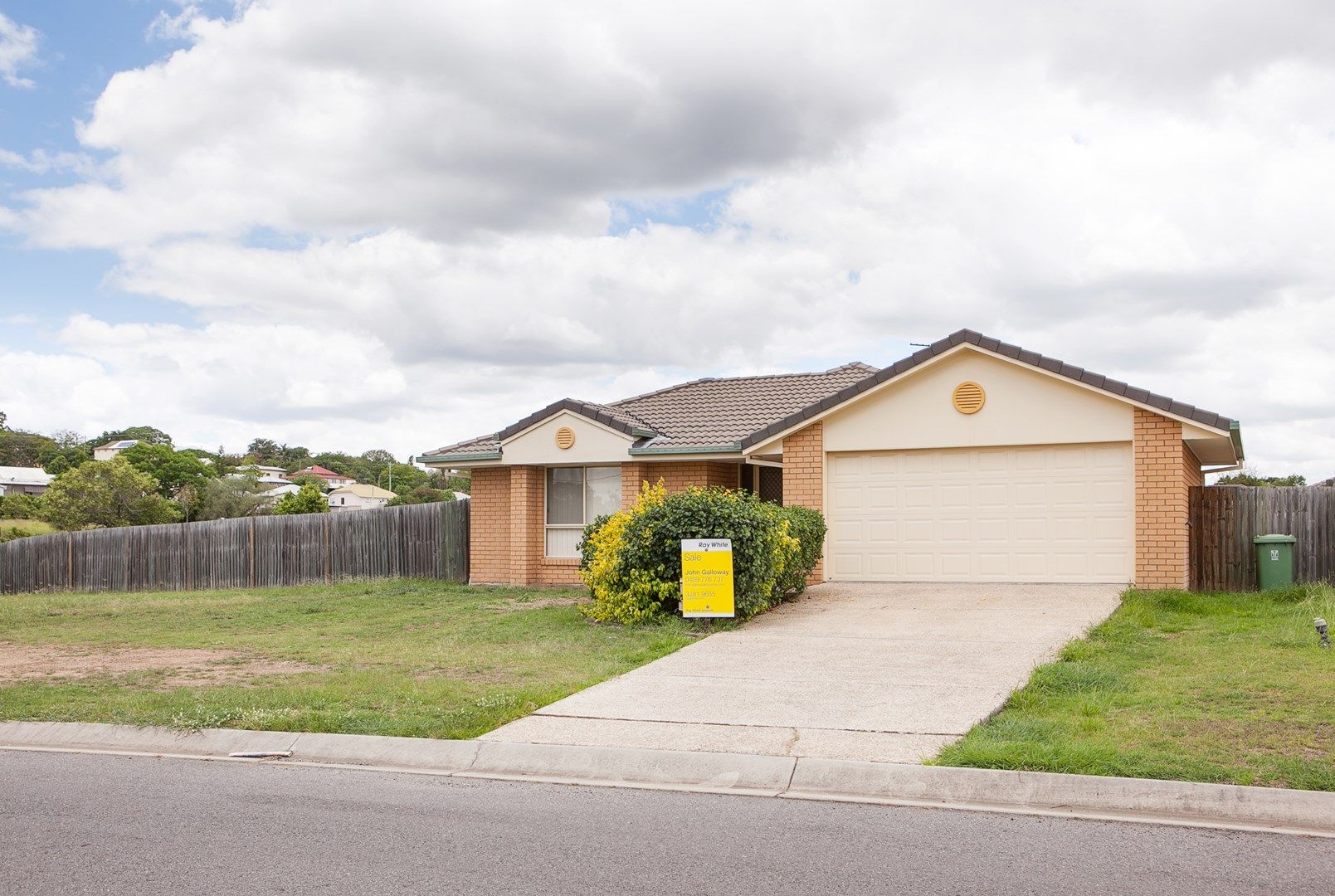 7 Haslingden Park Drive, Lowood Property History & Address Research