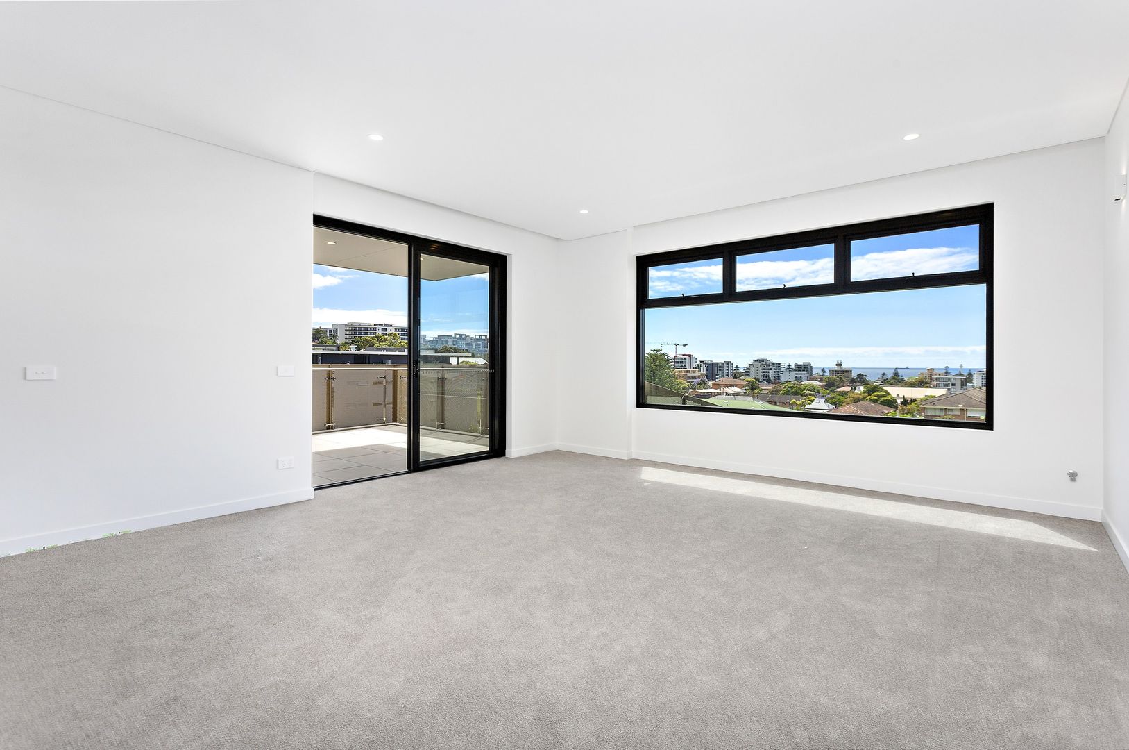 402/67 Flinders Street, Wollongong NSW 2500, Image 1