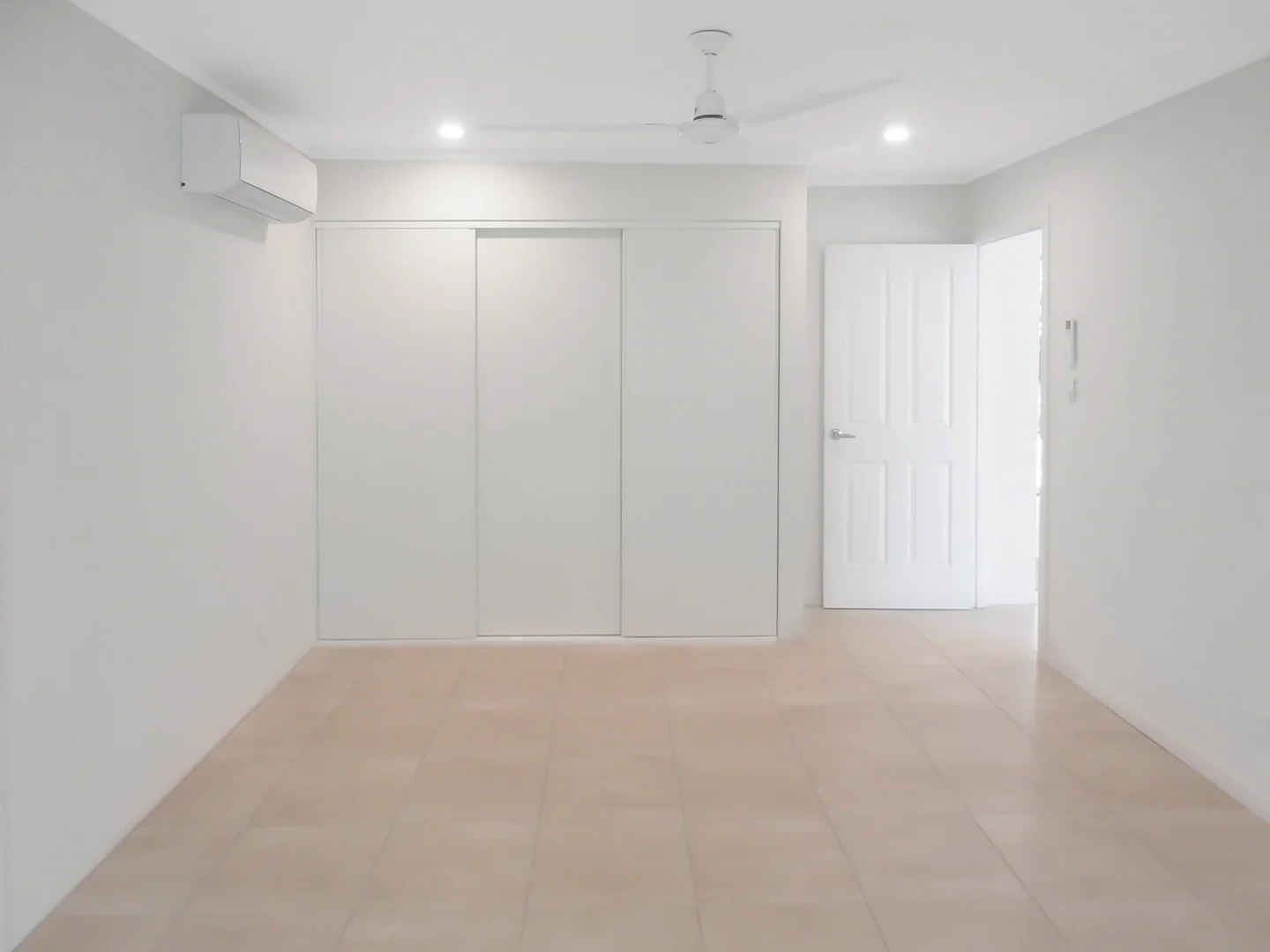 Additional image 5 of 108 Greenslopes Street, Edge Hill QLD 4870