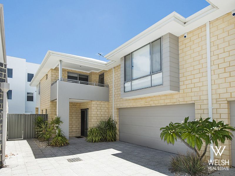 3 bedrooms Townhouse in 4/52 Barker Street BELMONT WA, 6104