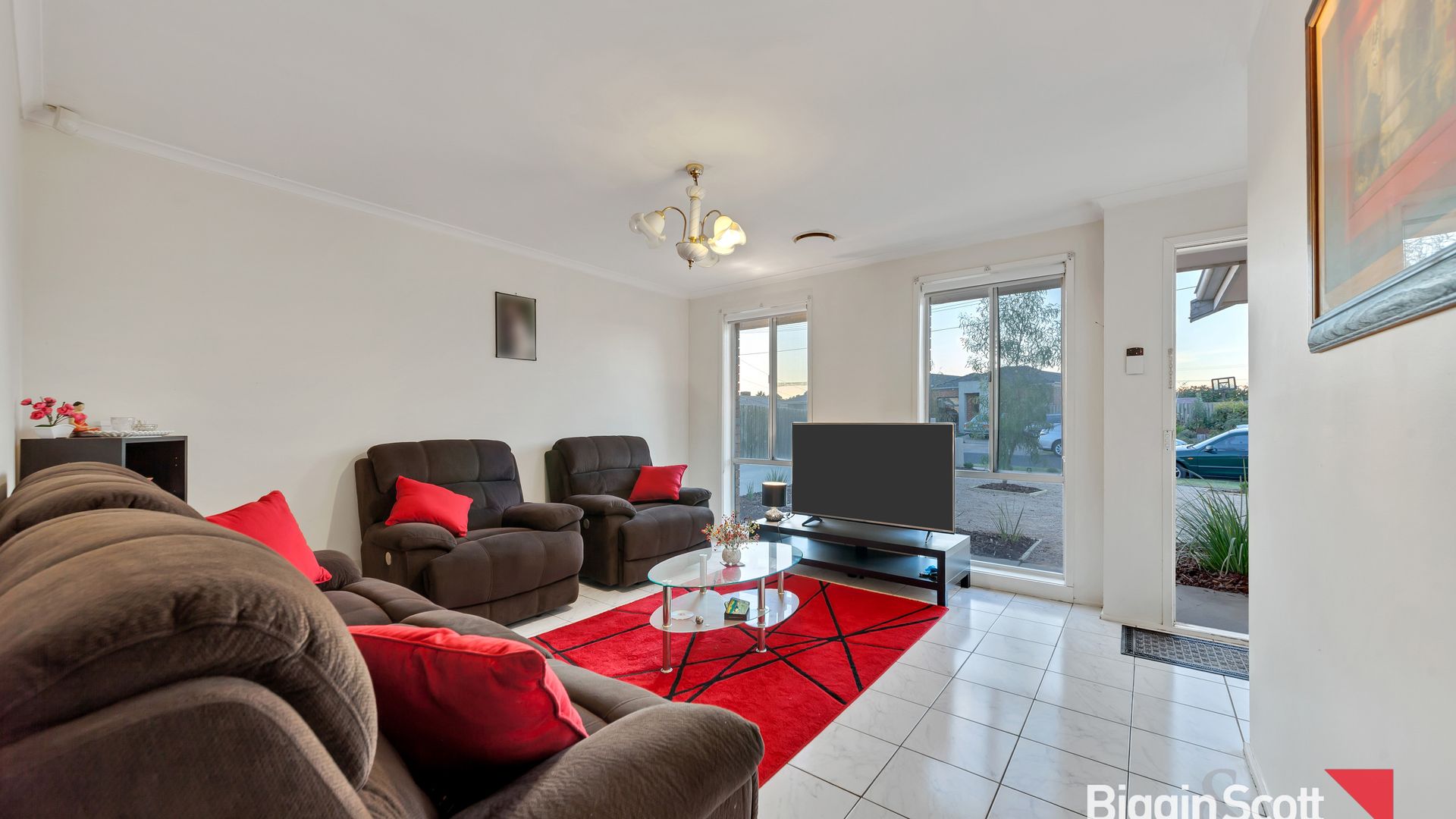1 52 Hotham Crescent Hoppers Crossing VIC 3029 Apartment For Sale