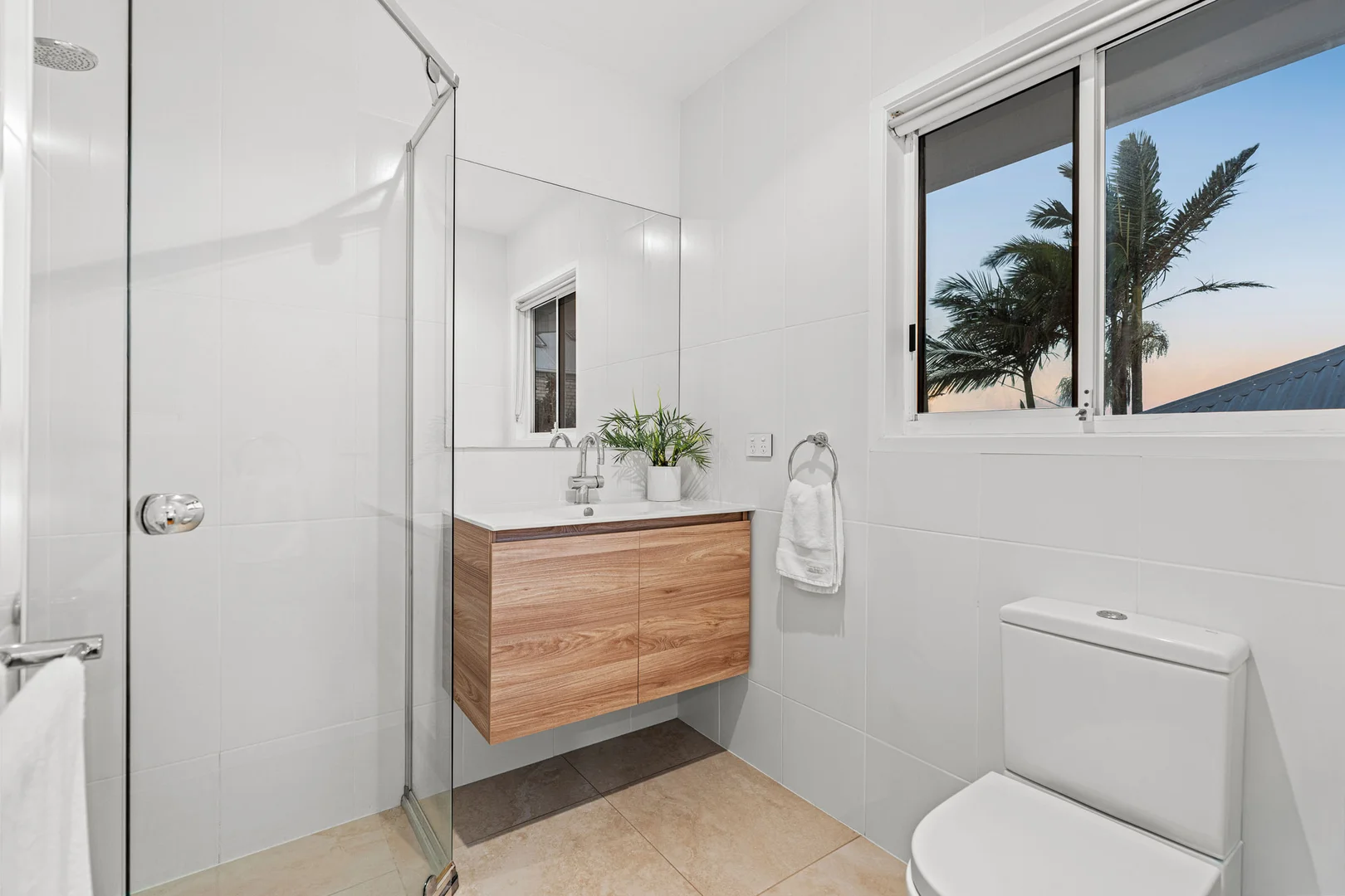 Additional image 20 of 347 Upper Esplanade, Manly QLD 4179