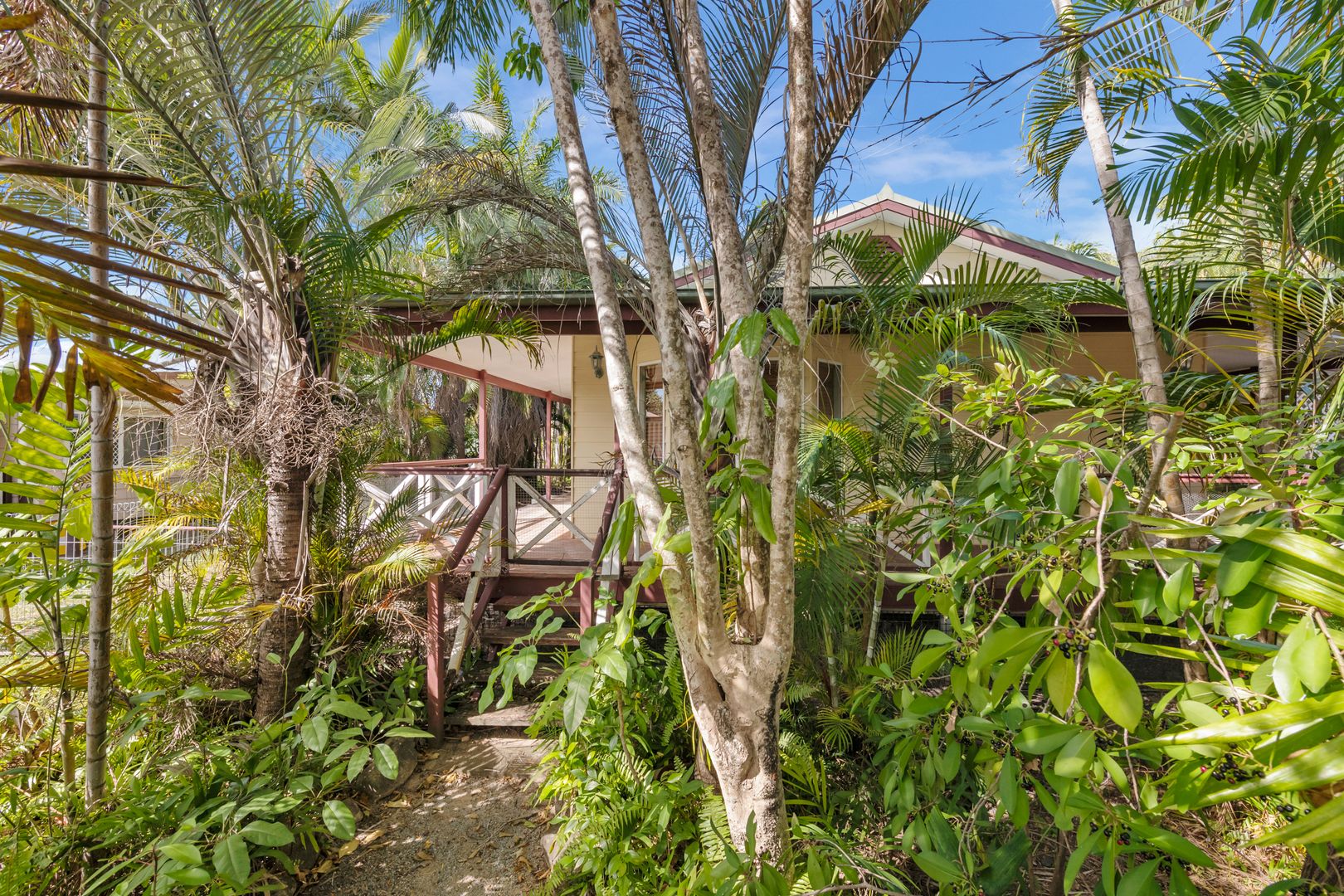 12 Borton Street, Balgal Beach QLD 4816, Image 2