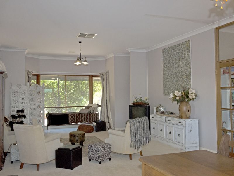 2/1 Bowman Close, ARALUEN NT 0870, Image 1