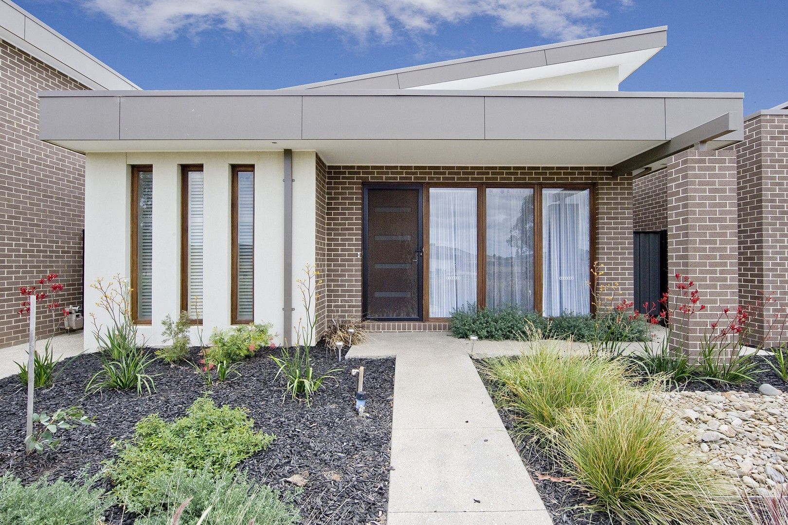 3 bedrooms House in 7 Perilla Lane POINT COOK VIC, 3030
