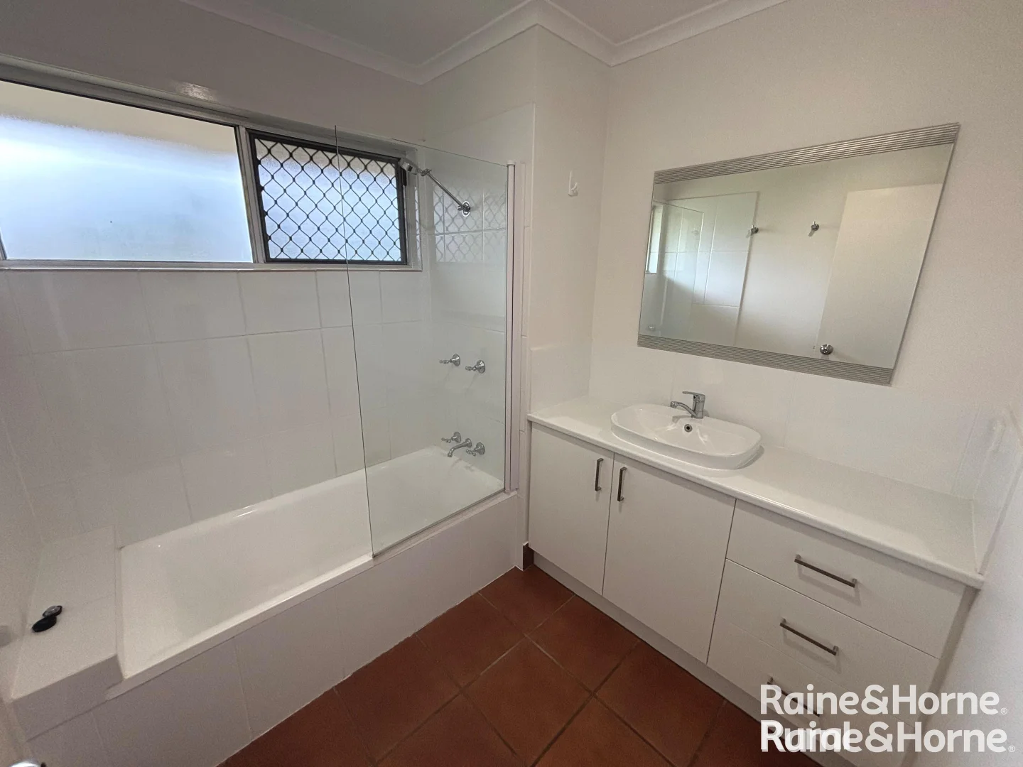 Additional image 13 of 6 Murray Parade, Kingaroy QLD 4610