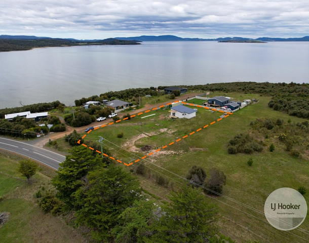 3290 Arthur Highway, Dunalley TAS 7177