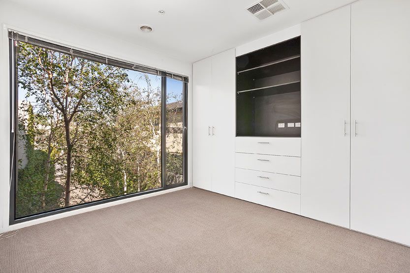 3/3 Clyve Avenue, Mentone VIC 3194, Image 2