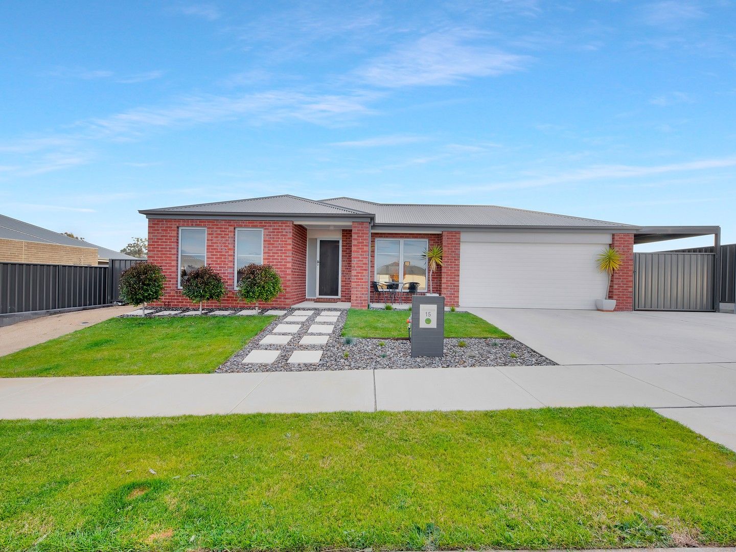 15 Hampshire Boulevard, Leneva VIC 3691, Image 0