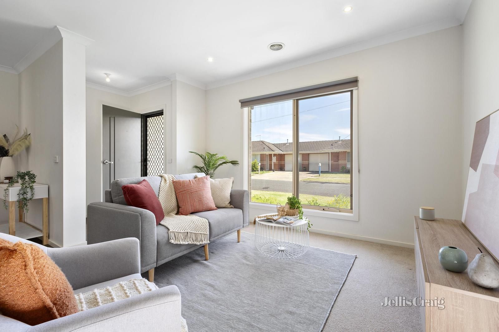 1/9 Form Street, Wendouree VIC 3355, Image 1