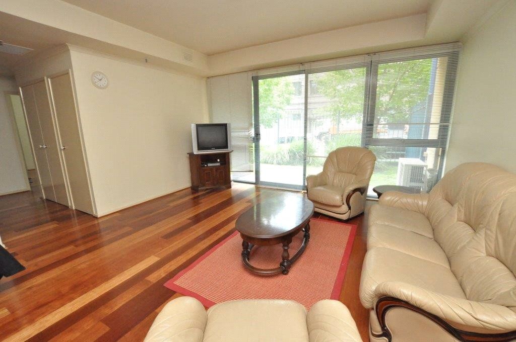 8 33 Jeffcott Street West Melbourne Vic 3003 Apartment For Rent 600 00 Domain