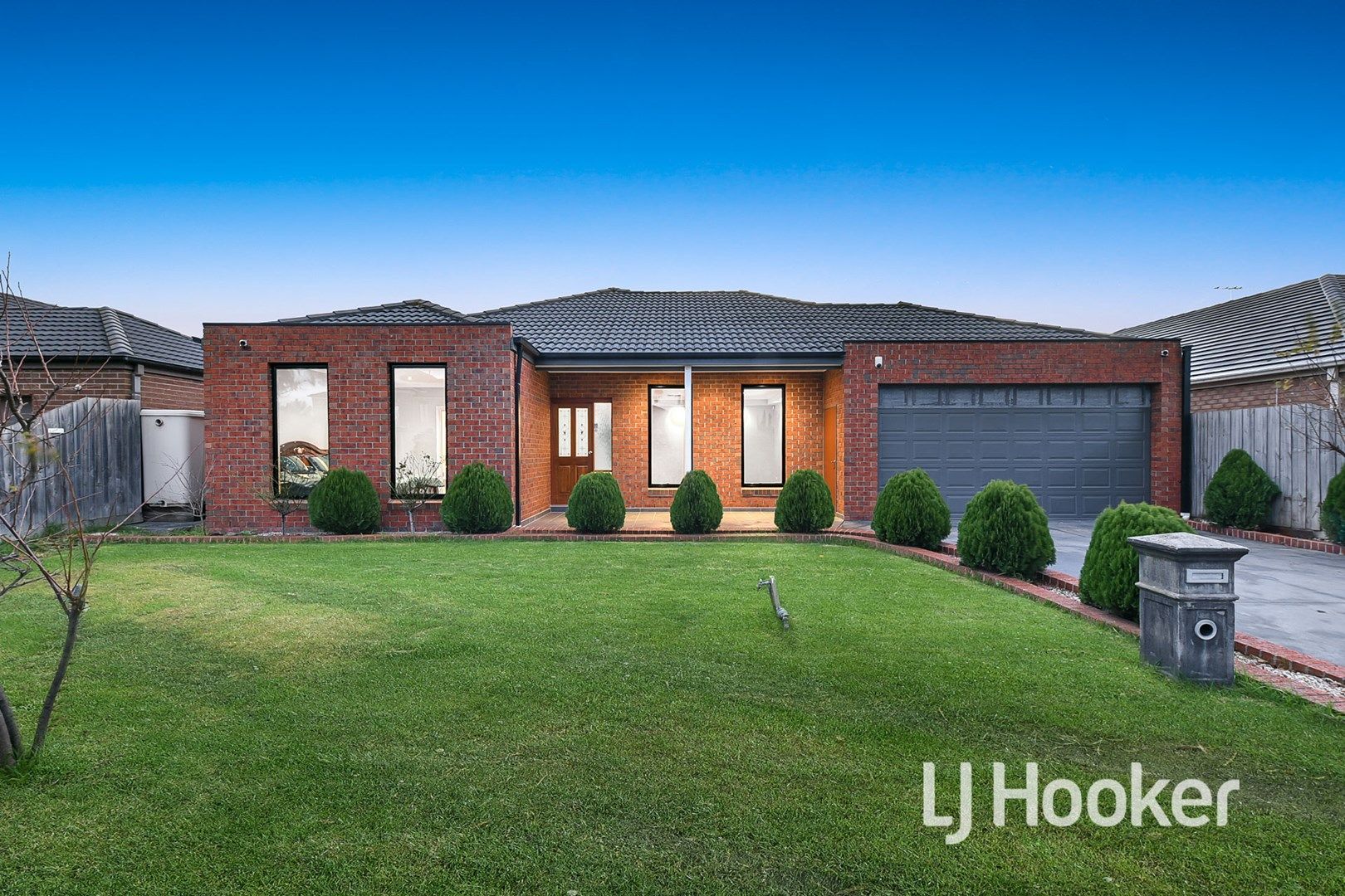 31 Hal Porter Terrace, Lynbrook VIC 3975, Image 0