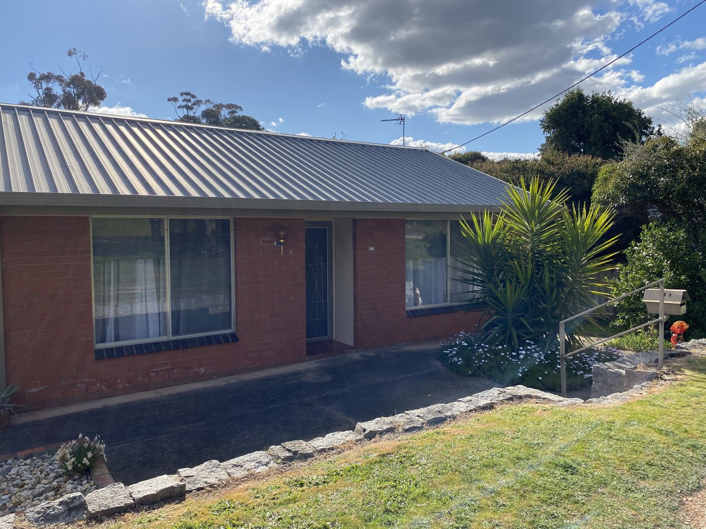 4/67 Bull Street, Castlemaine Property History & Address Research