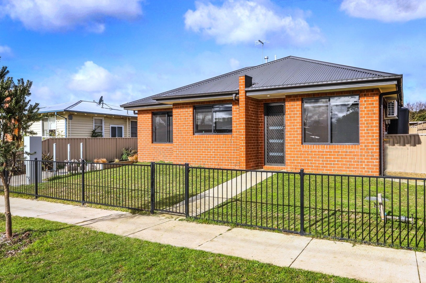 1/6 Verbena Grove, Wendouree VIC 3355, Image 0