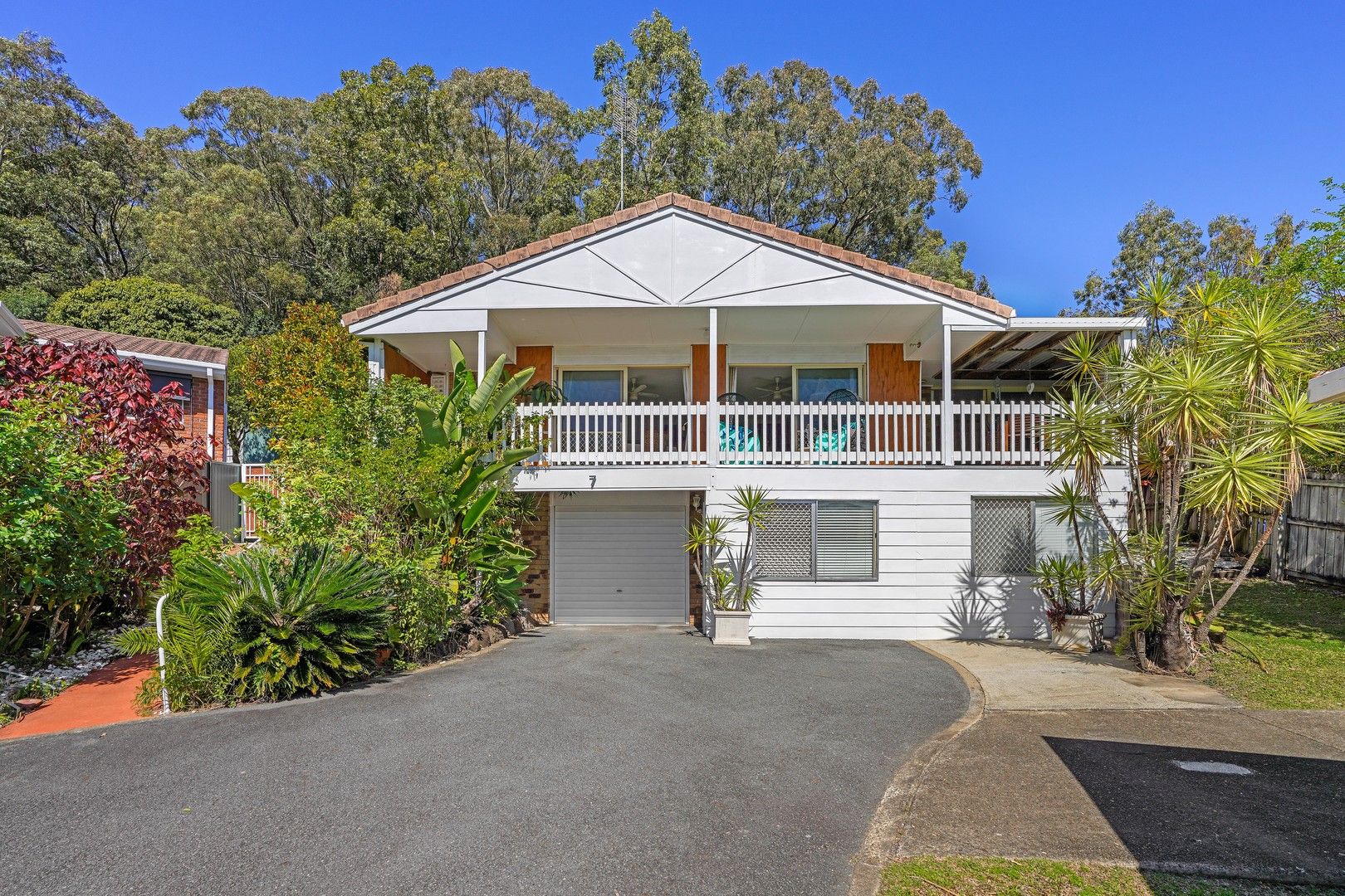 3 bedrooms House in 7/184 West Burleigh Road BURLEIGH HEADS QLD, 4220