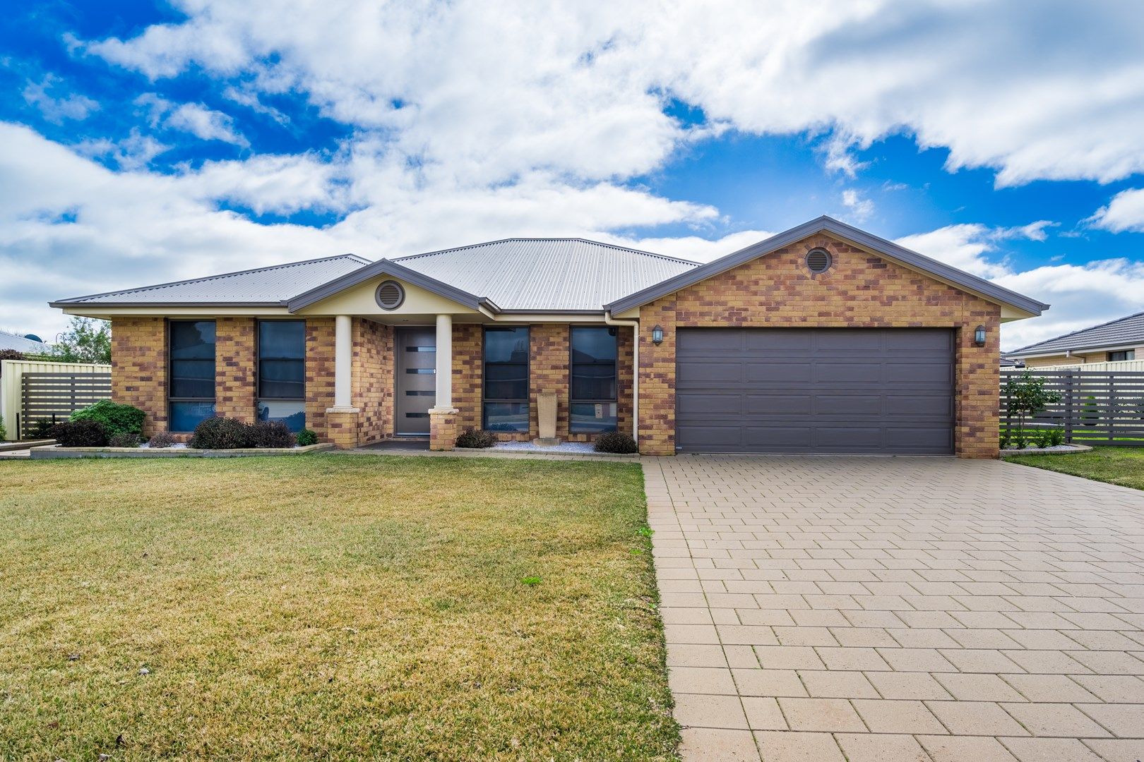 17 Sunvale Avenue, Dubbo NSW 2830, Image 0