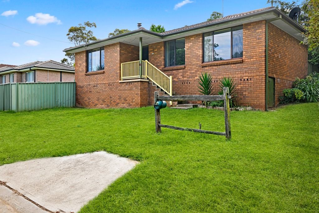 3 bedrooms House in 48 McCrae Drive CAMDEN SOUTH NSW, 2570