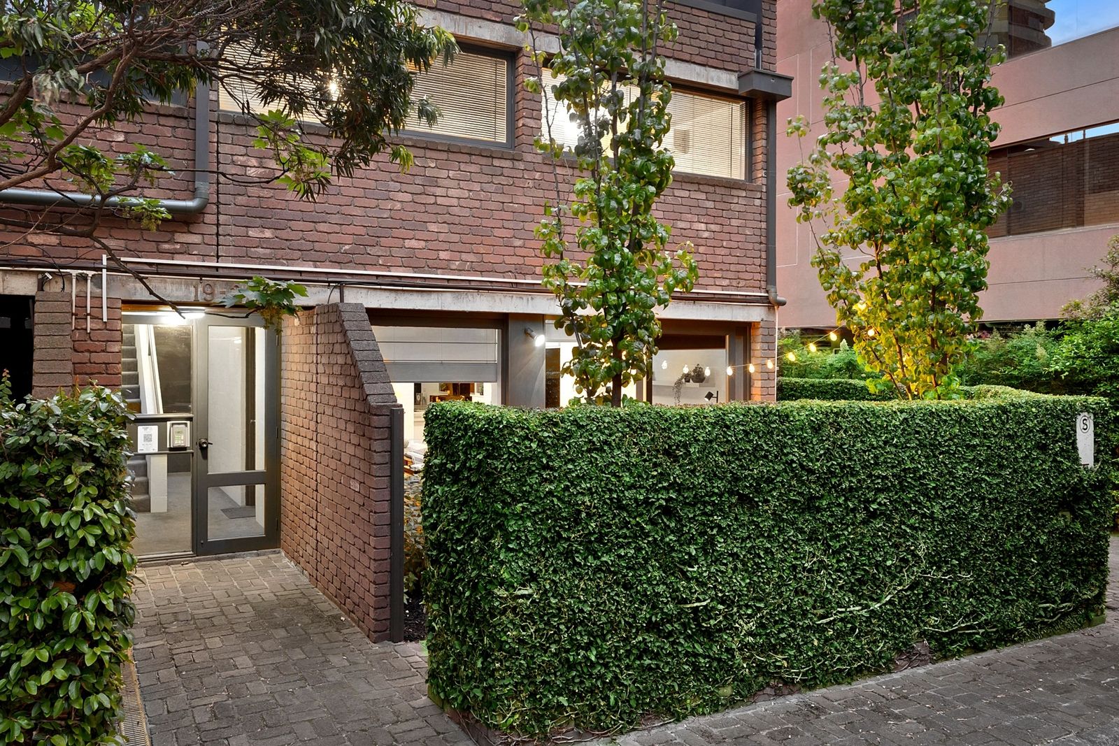 21/458 St Kilda Road, Melbourne VIC 3000, Image 0