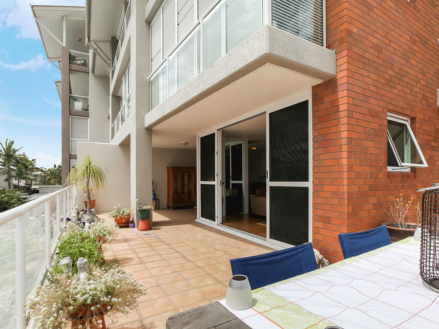 27 Vernon Tce, Teneriffe QLD 4005, Image 2