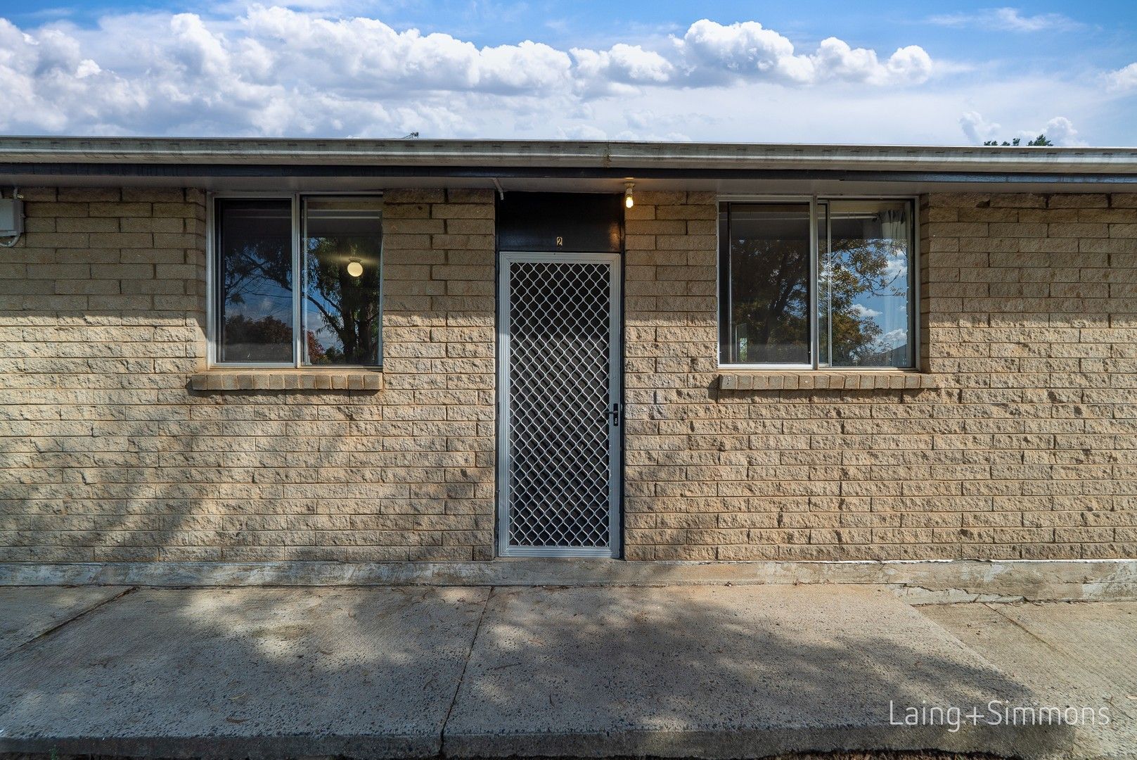 2/39 Brown Street, Armidale NSW 2350, Image 0