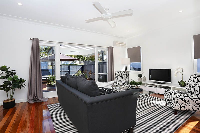 87 Taringa Parade, Indooroopilly QLD 4068, Image 2