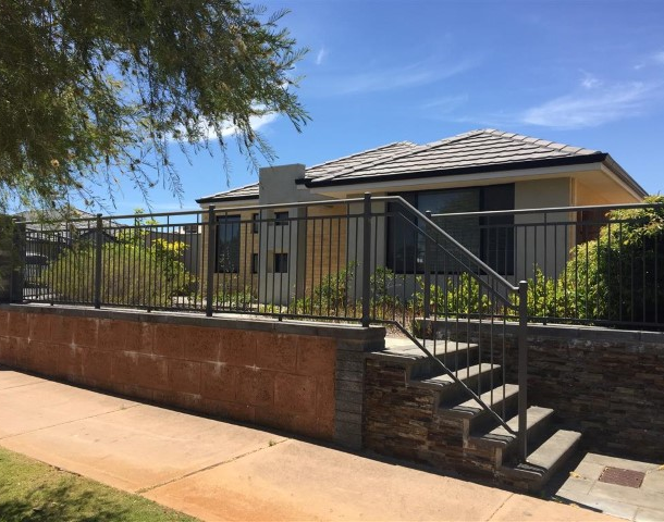 19 Redstone Trail, Ellenbrook WA 6069