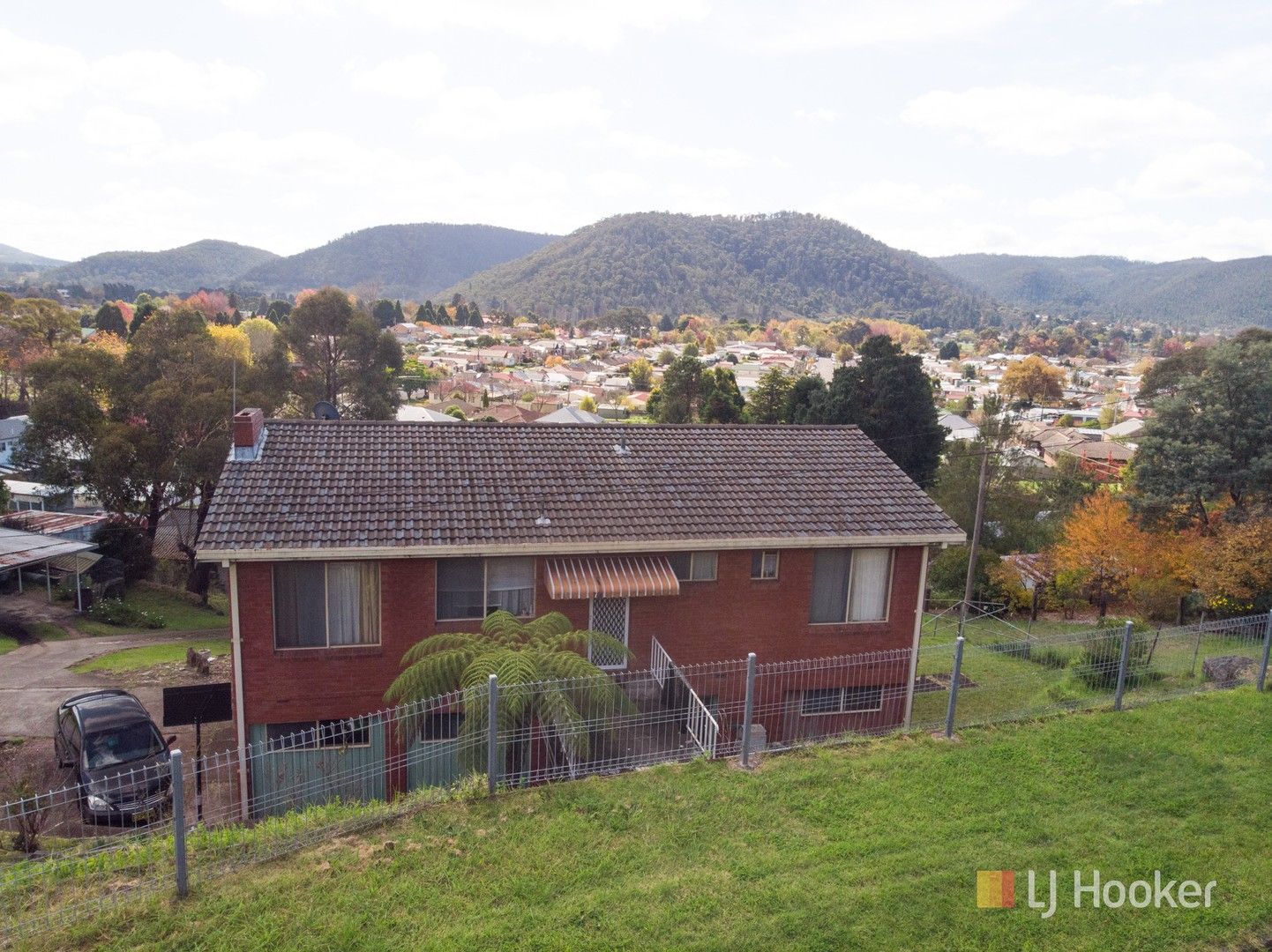 3 bedrooms House in 74-76 Wrights Road LITHGOW NSW, 2790