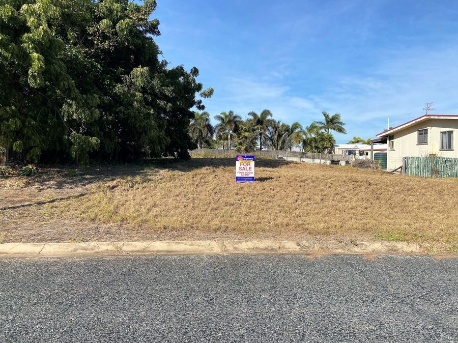 Vacant land in 8 McCanna Street, HAY POINT QLD, 4740