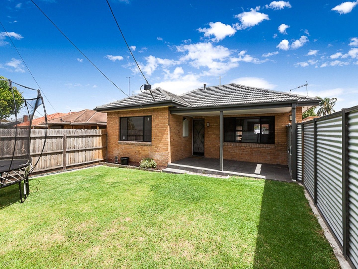 3 bedrooms House in 1/210 Dundas Street THORNBURY VIC, 3071