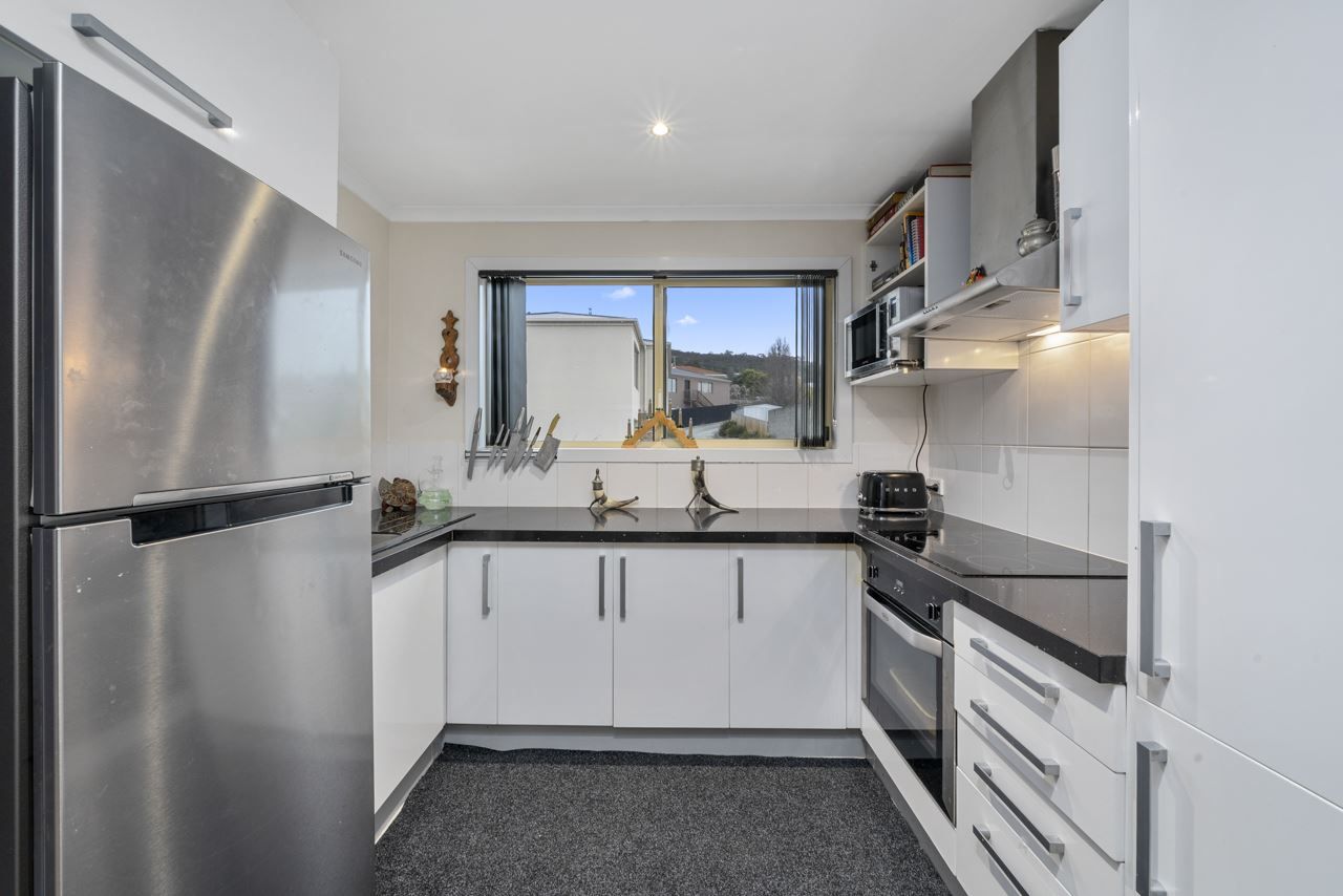 1/7b Tavistock Road, Austins Ferry TAS 7011, Image 2