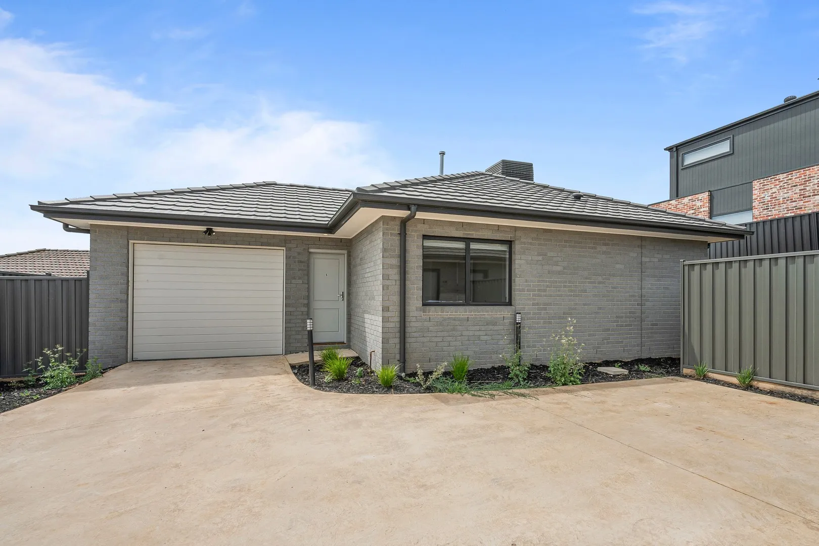 Modern, Low-Maintenance Living in a Prime Central Location