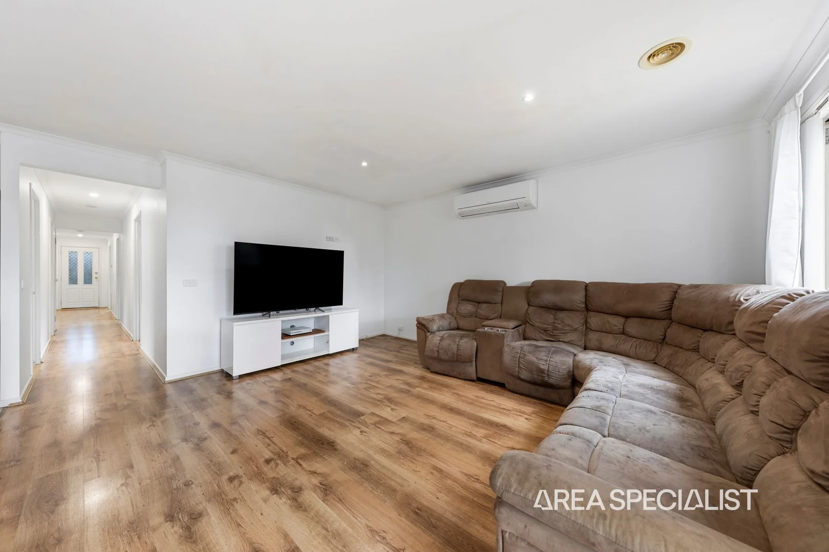 Additional image 4 of 30 Kimberley Grove, Pakenham VIC 3810