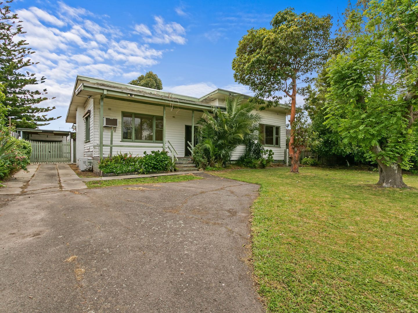 3 bedrooms House in 41 Mclean Street MORWELL VIC, 3840