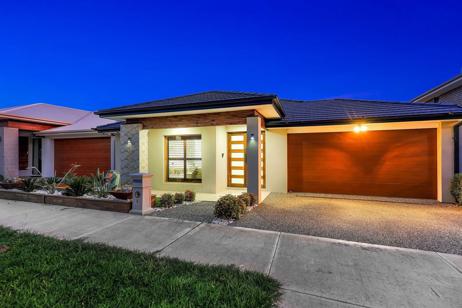 5 Northfield Drive, Craigieburn VIC 3064