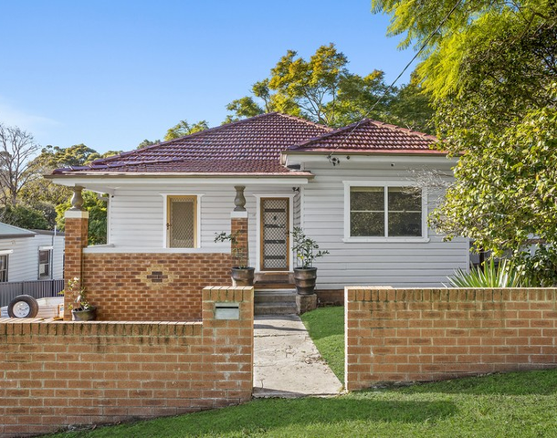 17 Mangerton Road, Wollongong NSW 2500