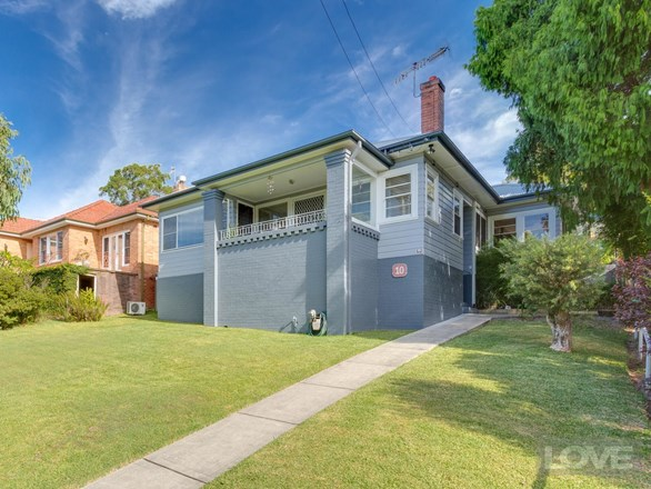 10 Seaview Street, Kotara NSW 2289