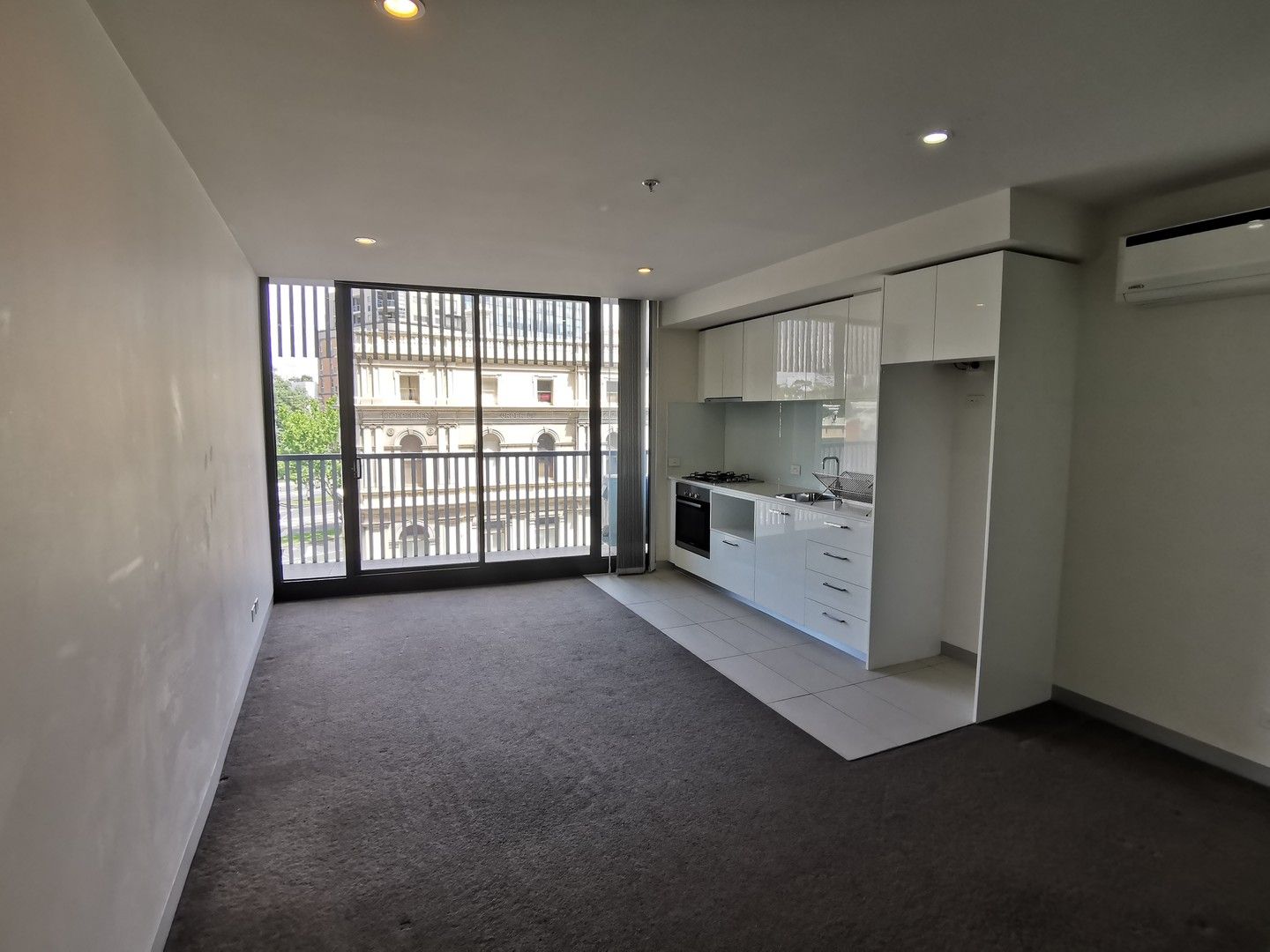 1 bedrooms Apartment / Unit / Flat in 307/6 Leicester Street CARLTON VIC, 3053