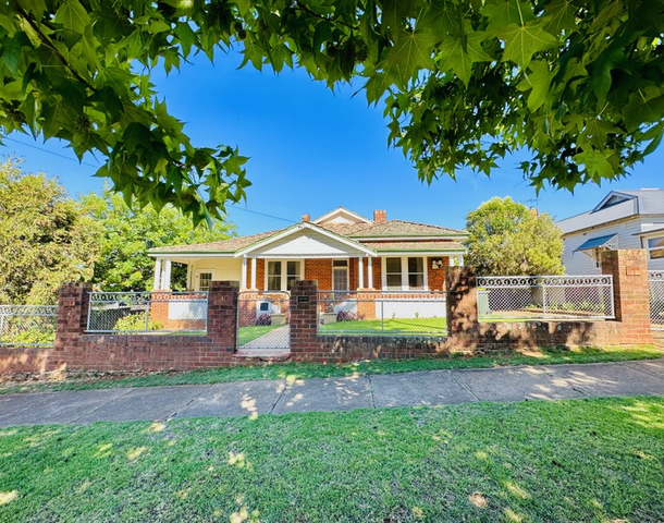 30 Campbell Street, Young NSW 2594