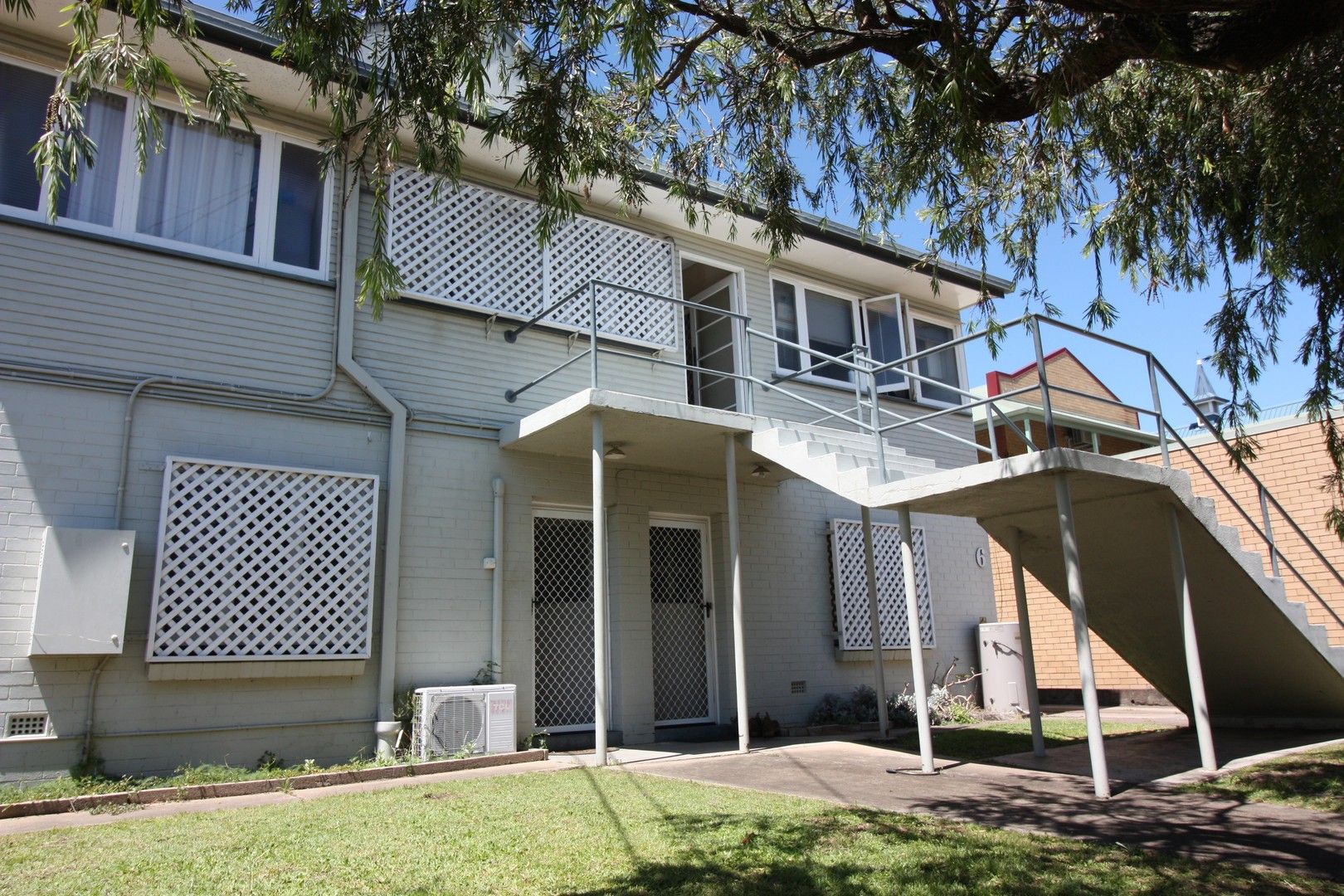 1 bedrooms Apartment / Unit / Flat in Unit 1/6 Hawthorne Street WOOLLOONGABBA QLD, 4102