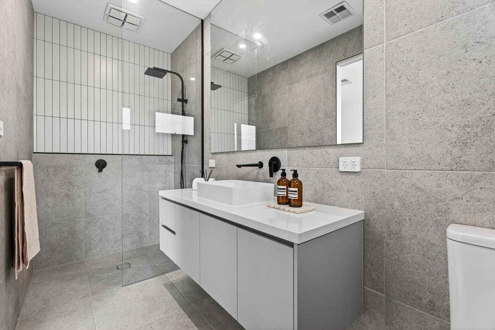 Additional image 13 of 8A Walnut Street, Ormond VIC 3204