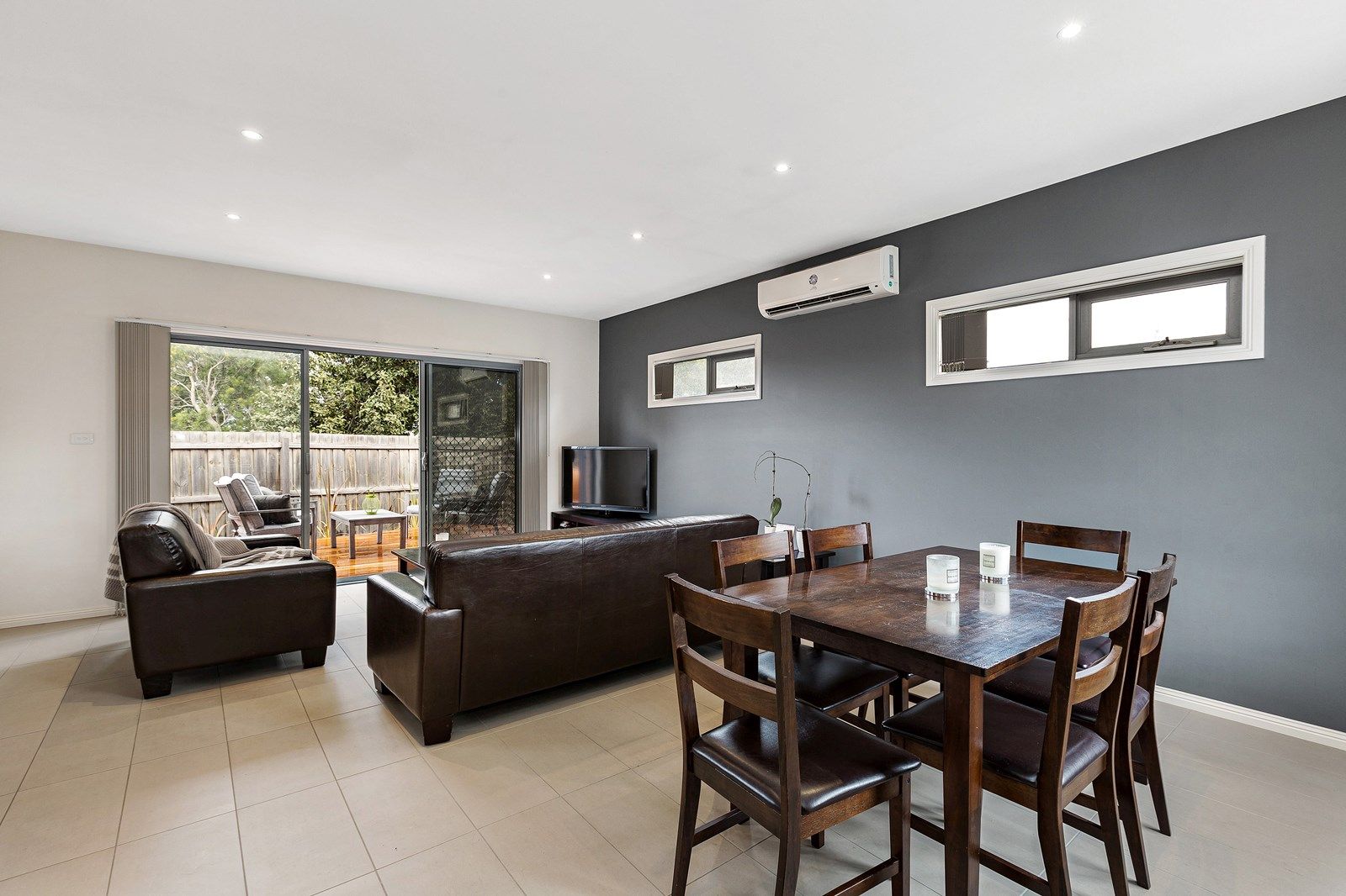 2/75 Cypress Avenue, BROOKLYN VIC 3012, Image 1