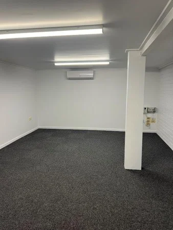 Additional image 10 of 1/16-20 Dean Street, South Townsville QLD 4810