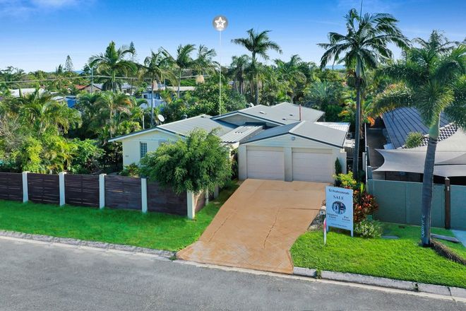 Picture of 4 Hyacinth Avenue, HOLLYWELL QLD 4216