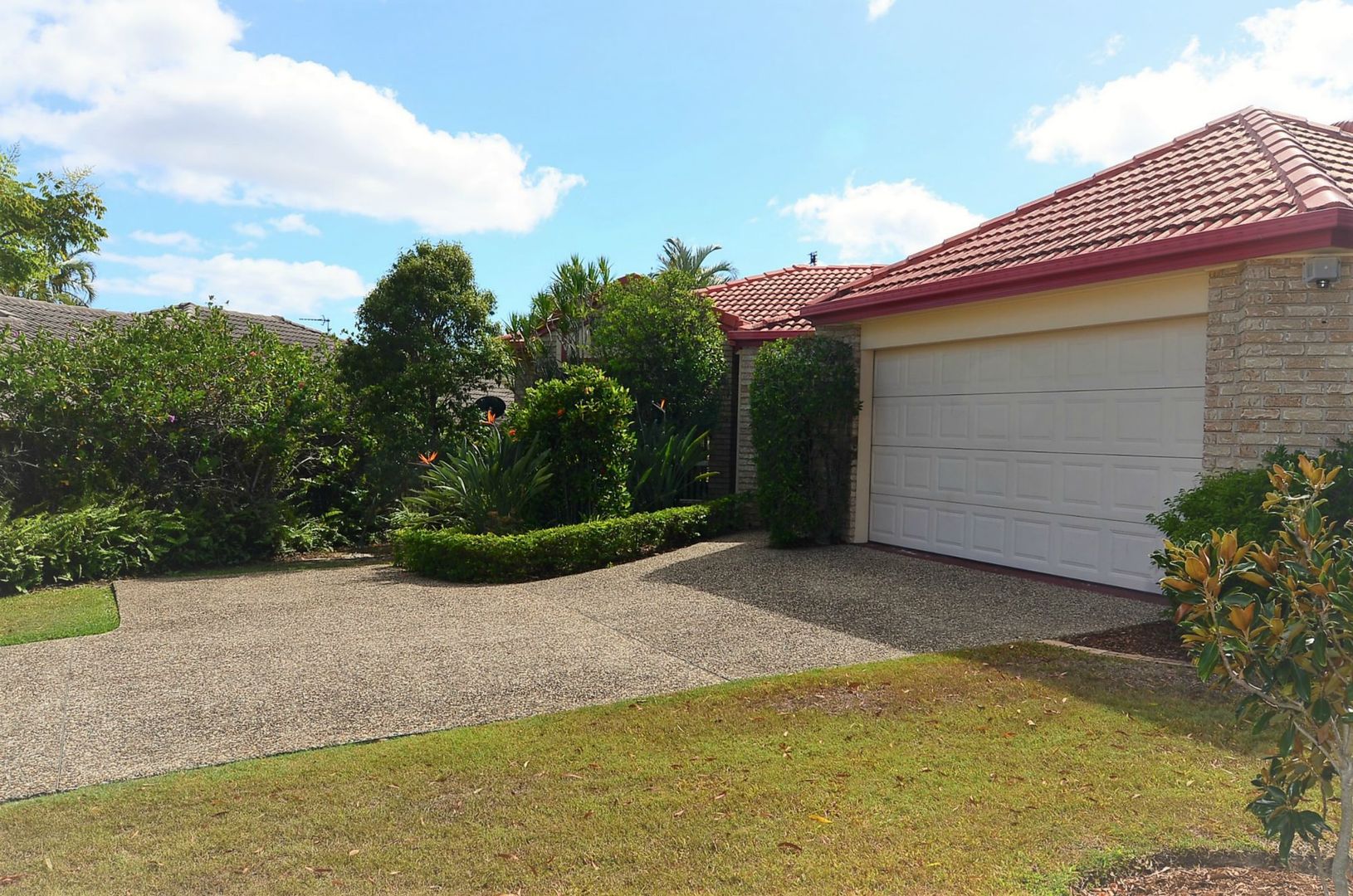1 Rosebud Street, Robina Property History & Address Research Domain