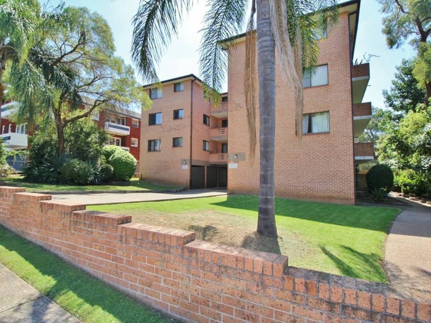 2 bedrooms Apartment / Unit / Flat in 11/19-21 Harris Street HARRIS PARK NSW, 2150