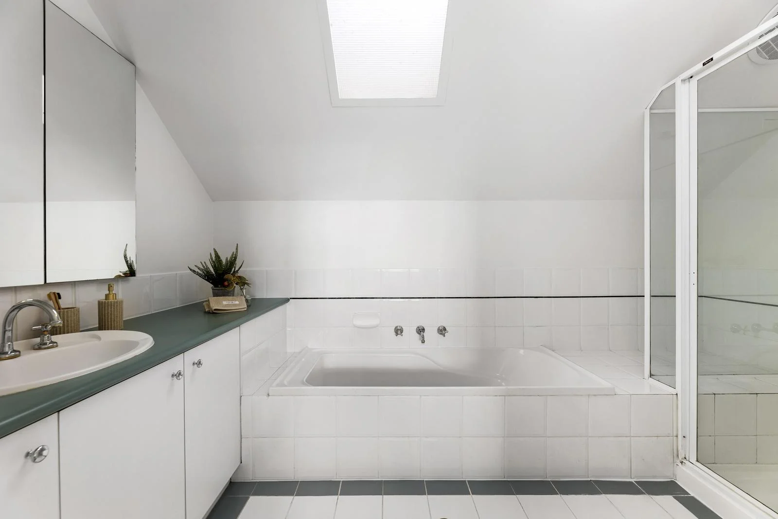 Additional image 11 of 2A Bolinda Road, Balwyn North VIC 3104