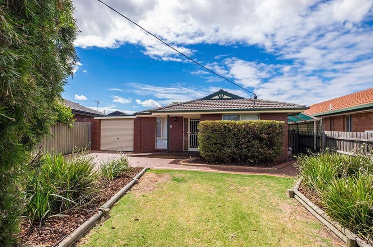 11 Kennedia Close, Hoppers Crossing VIC 3029 House For Rent Domain